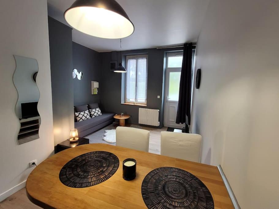 Studio Prive Centre Saint Louis Montargis Bagian luar foto